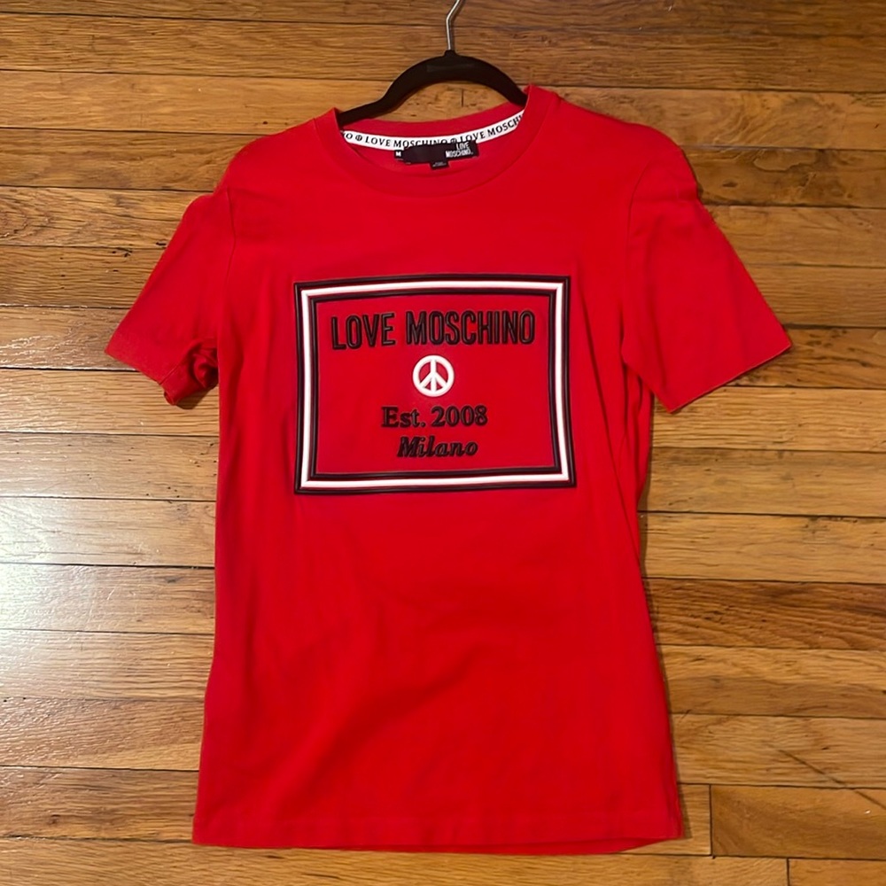 Men’s moschino tshirt